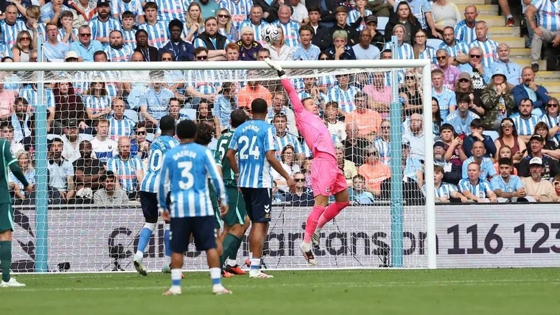 Verbruggen trong tư liệu trận Coventry–Brighton tháng 9/2026.