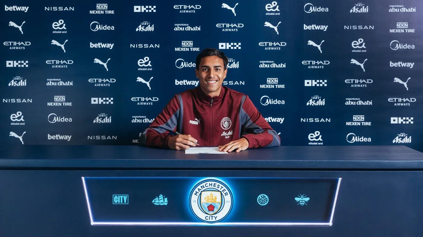Vitor Reis trong ngày gia nhập City tháng 1/2025; đây là ảnh tư liệu.