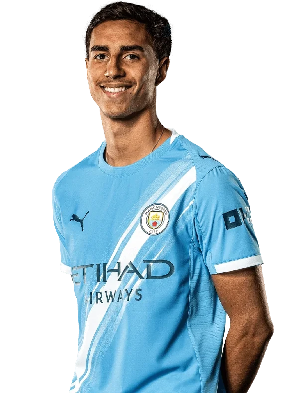 Chân dung chính diện Vitor Reis trên hồ sơ Manchester City